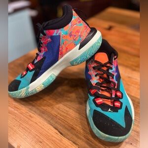 Women’s Nike air size 6.5 in GUC